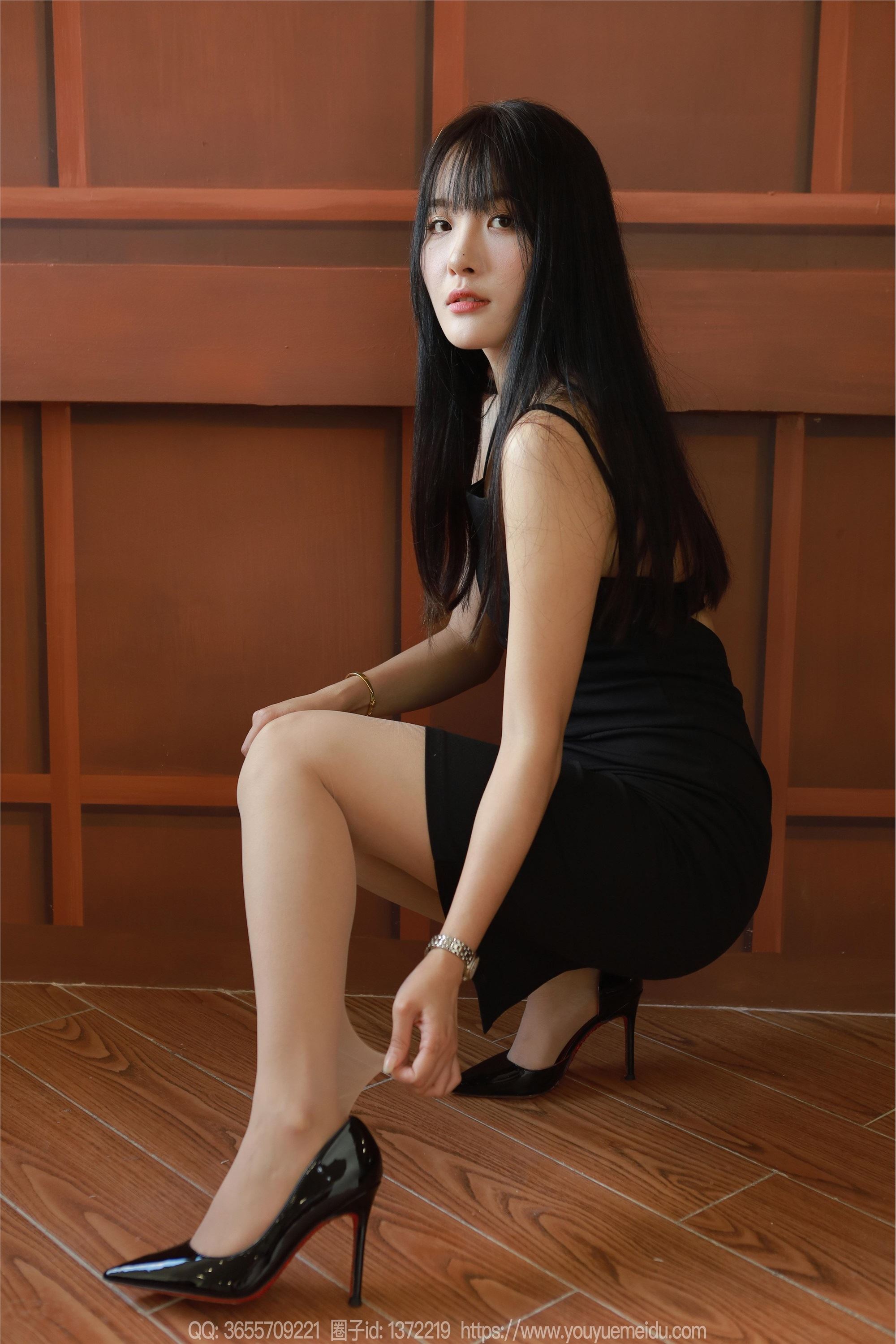 IESS异思趣向  2024.09.22 丝享家 1852 婉萍《黑色礼裙（上）》